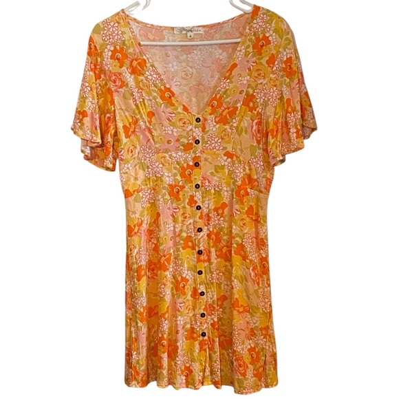 Rewind Button Front Flutter Sleeve Skater Dress
orange yellow florals Fairy core - Picture 3 of 9